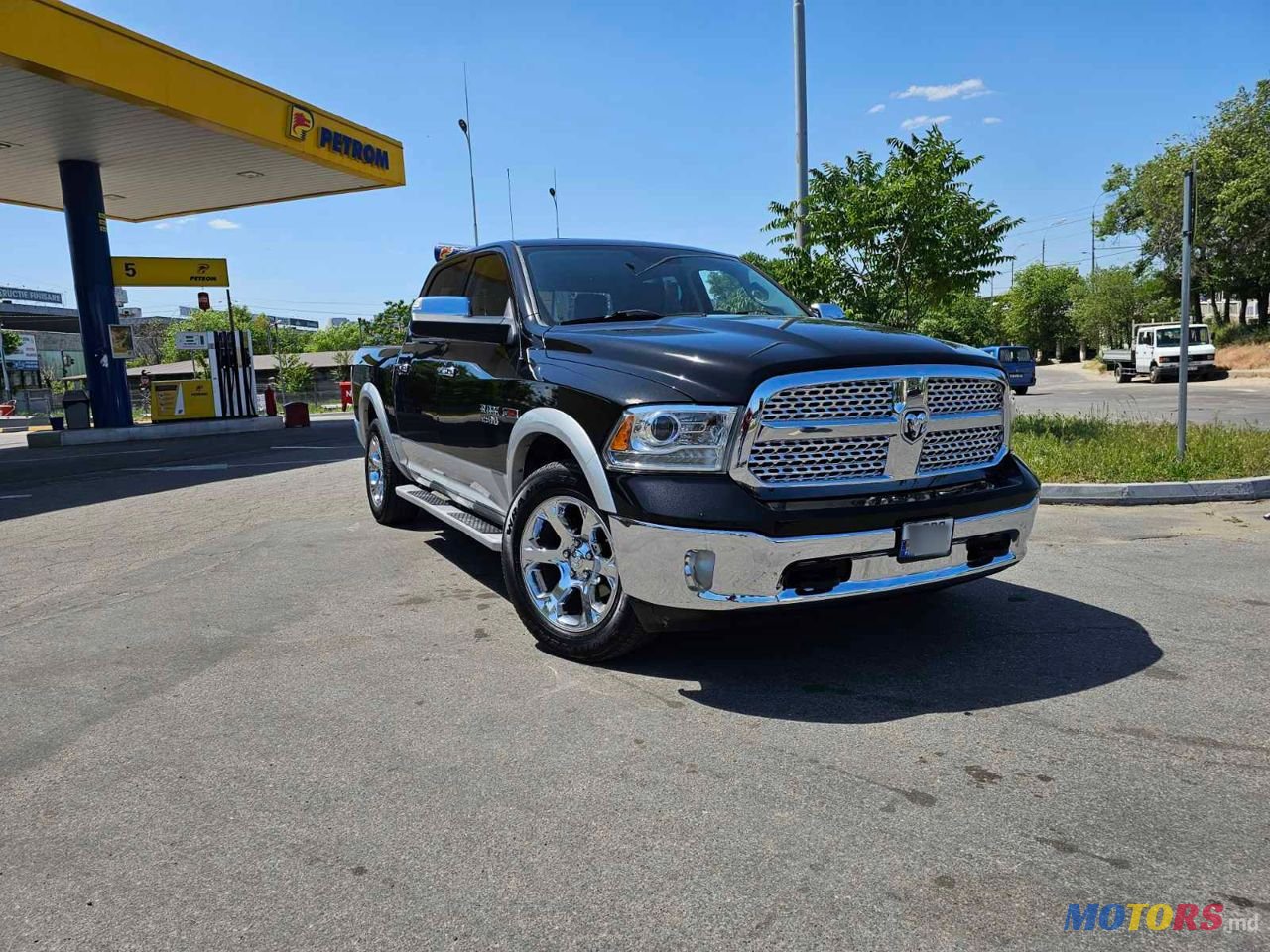 2015' Dodge Ram photo #4