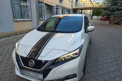 2020' Nissan Leaf