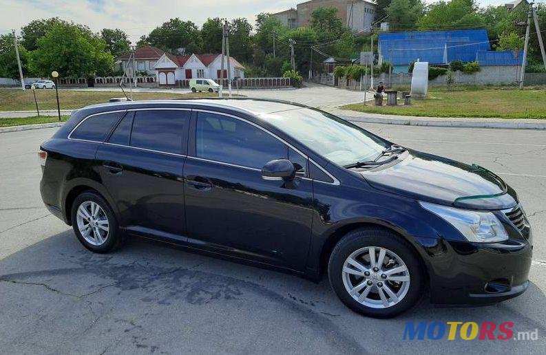 2009' Toyota Avensis photo #1