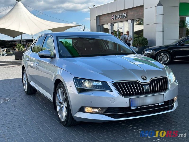 2016' Skoda Superb photo #3