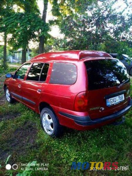 2000' Renault Megane photo #2