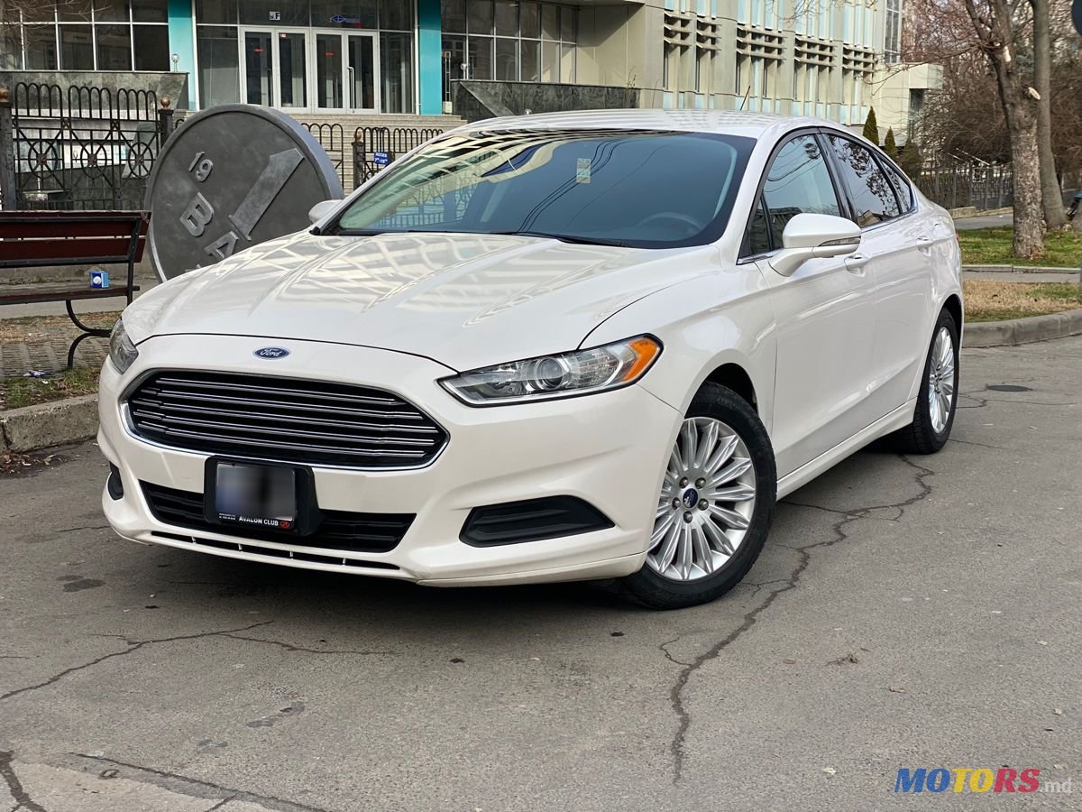 2016' Ford Fusion photo #2