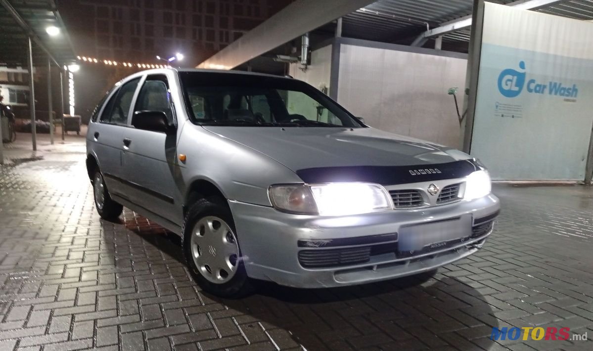 1997' Nissan Almera photo #1