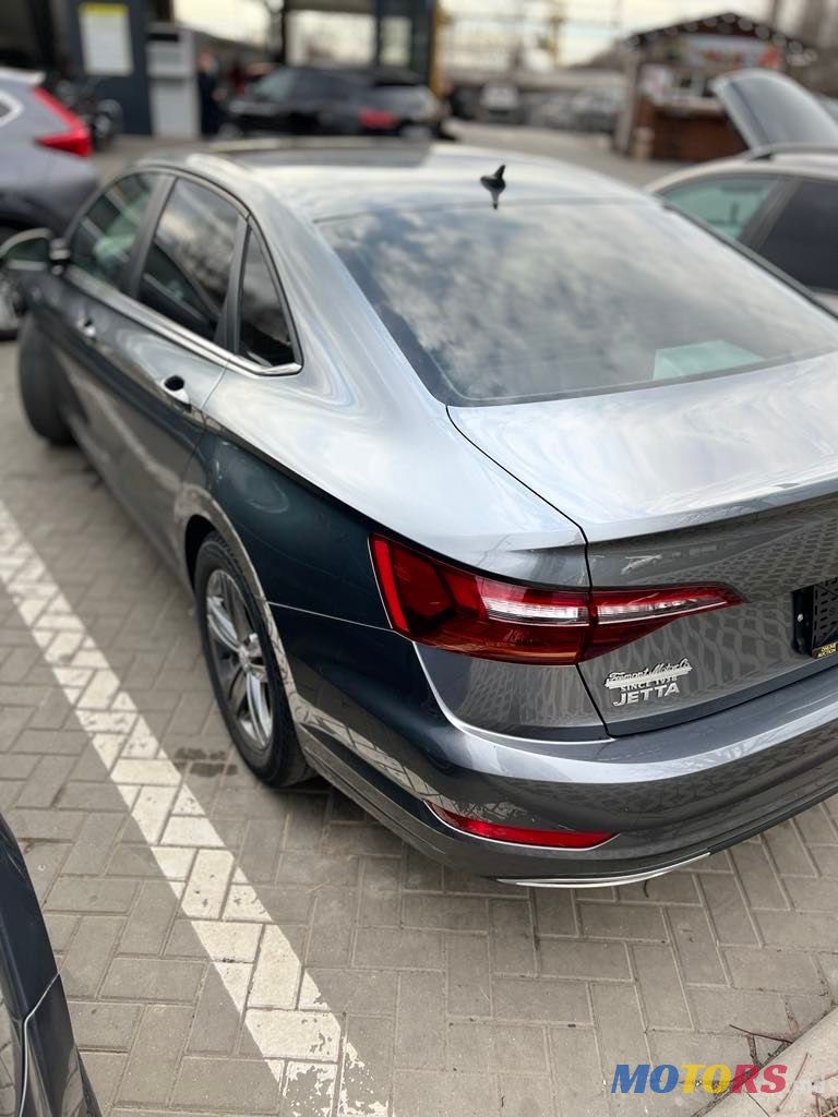 2018' Volkswagen Jetta photo #3