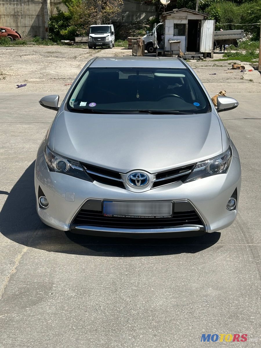 2014' Toyota Auris photo #1