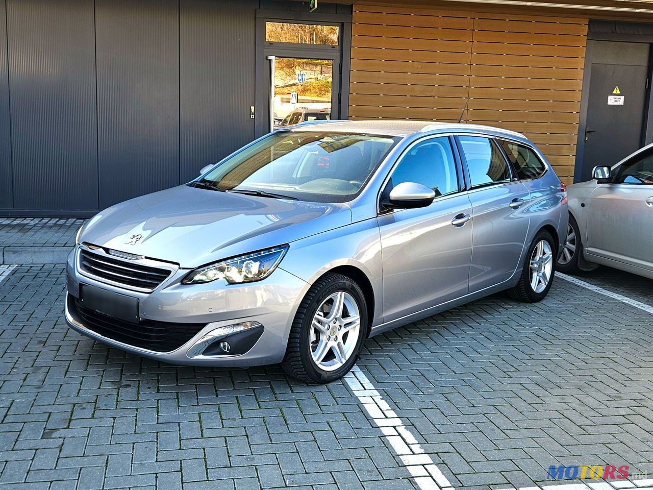 2015' Peugeot 308 photo #1