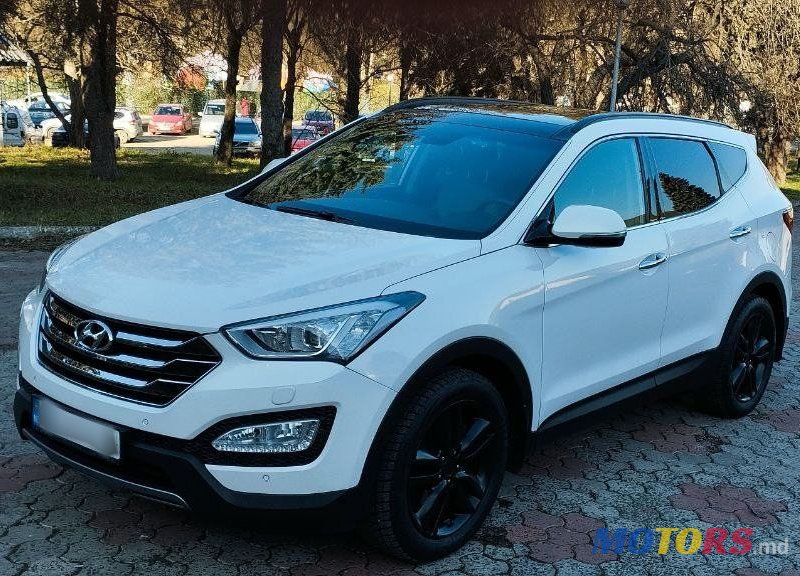 2014' Hyundai Santa Fe photo #1