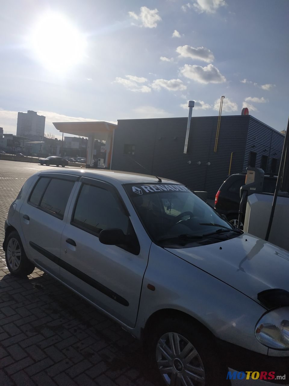 2000' Renault Clio photo #1