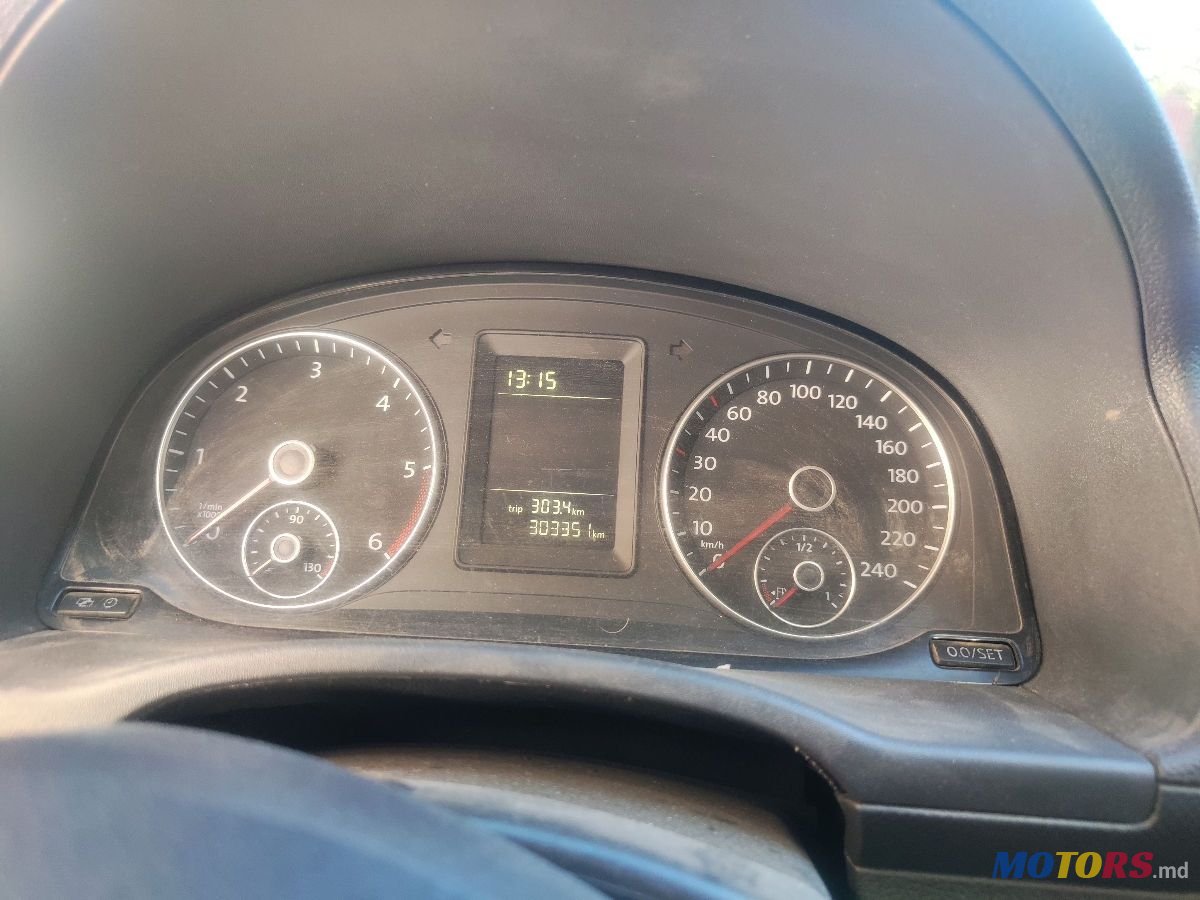 2012' Volkswagen Caddy photo #6