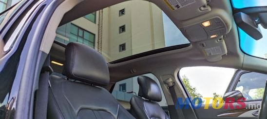 2013' Lincoln MKZ photo #5