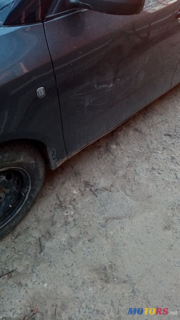 2008' Skoda Fabia photo #5