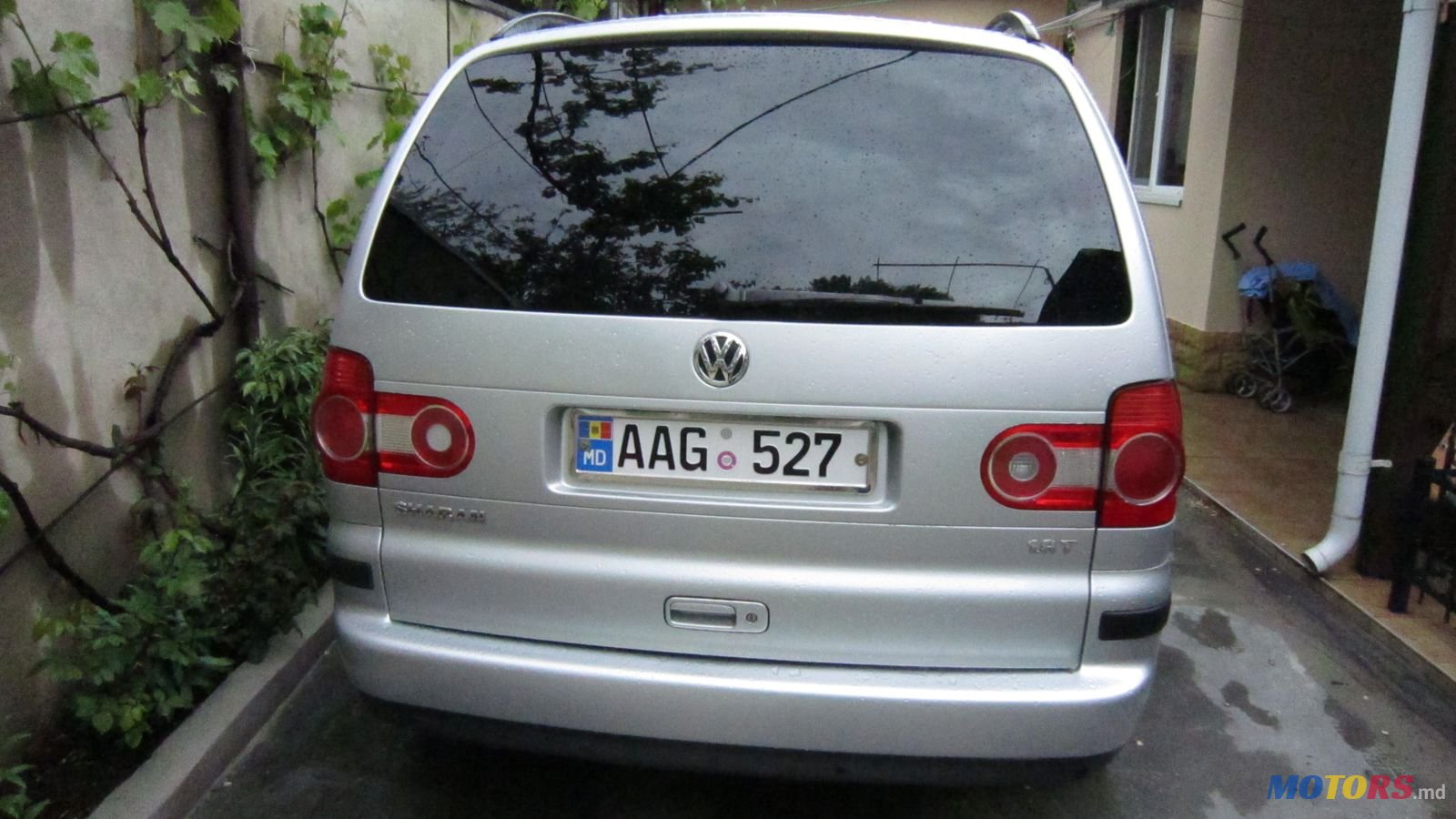 2008' Volkswagen Sharan photo #2