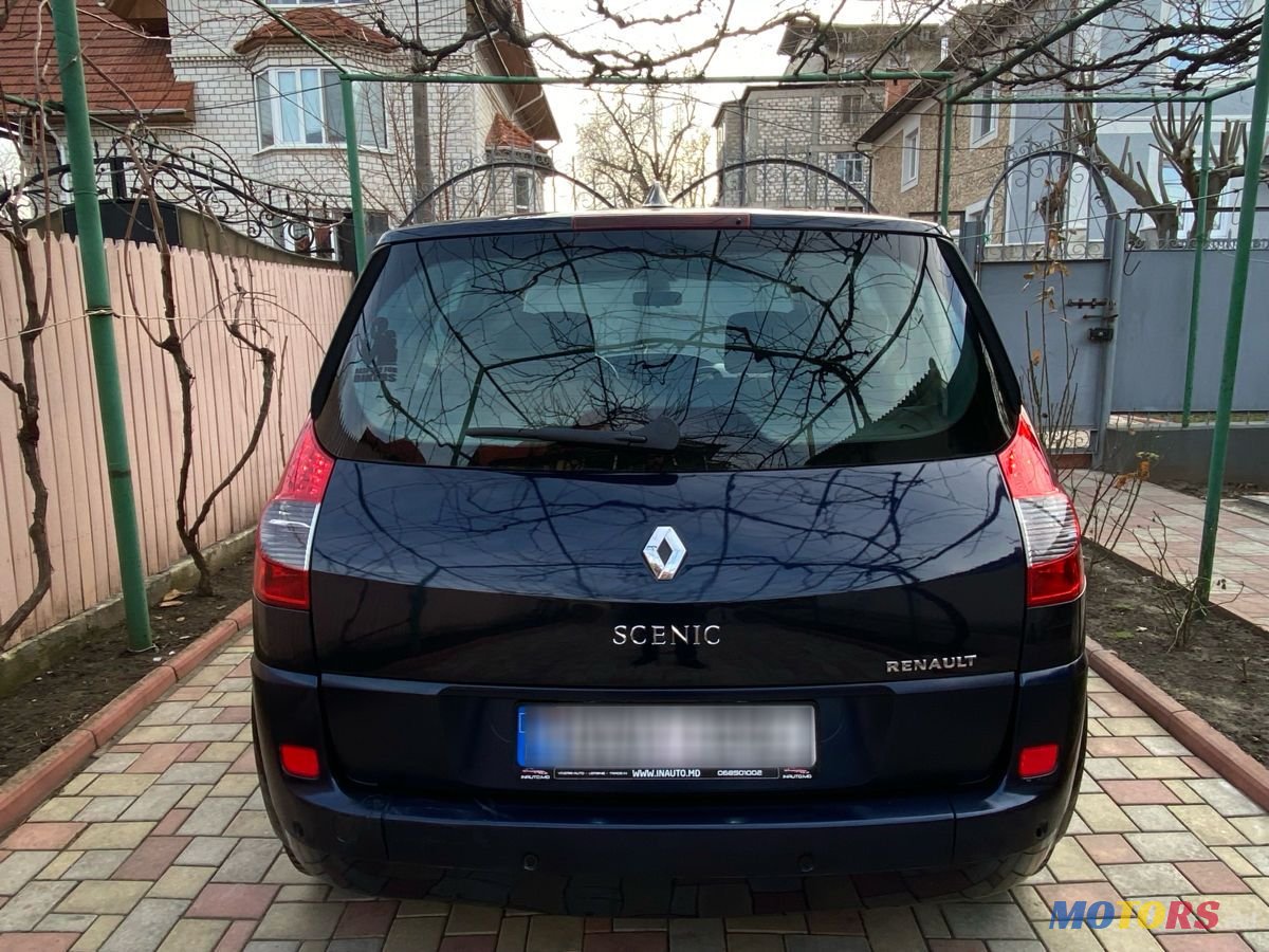 2008' Renault Scenic photo #5