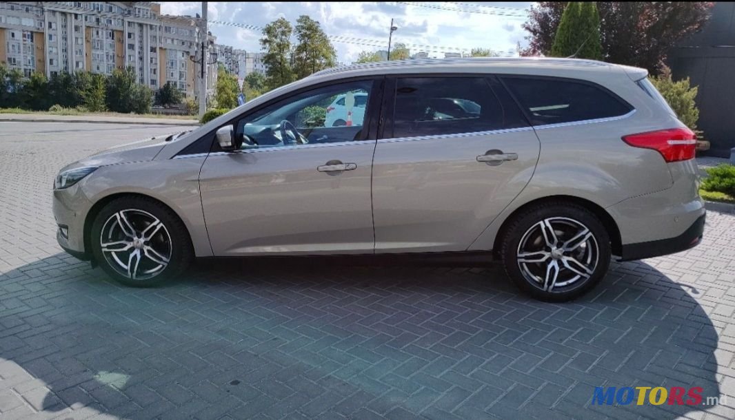 2016' Ford Focus photo #4