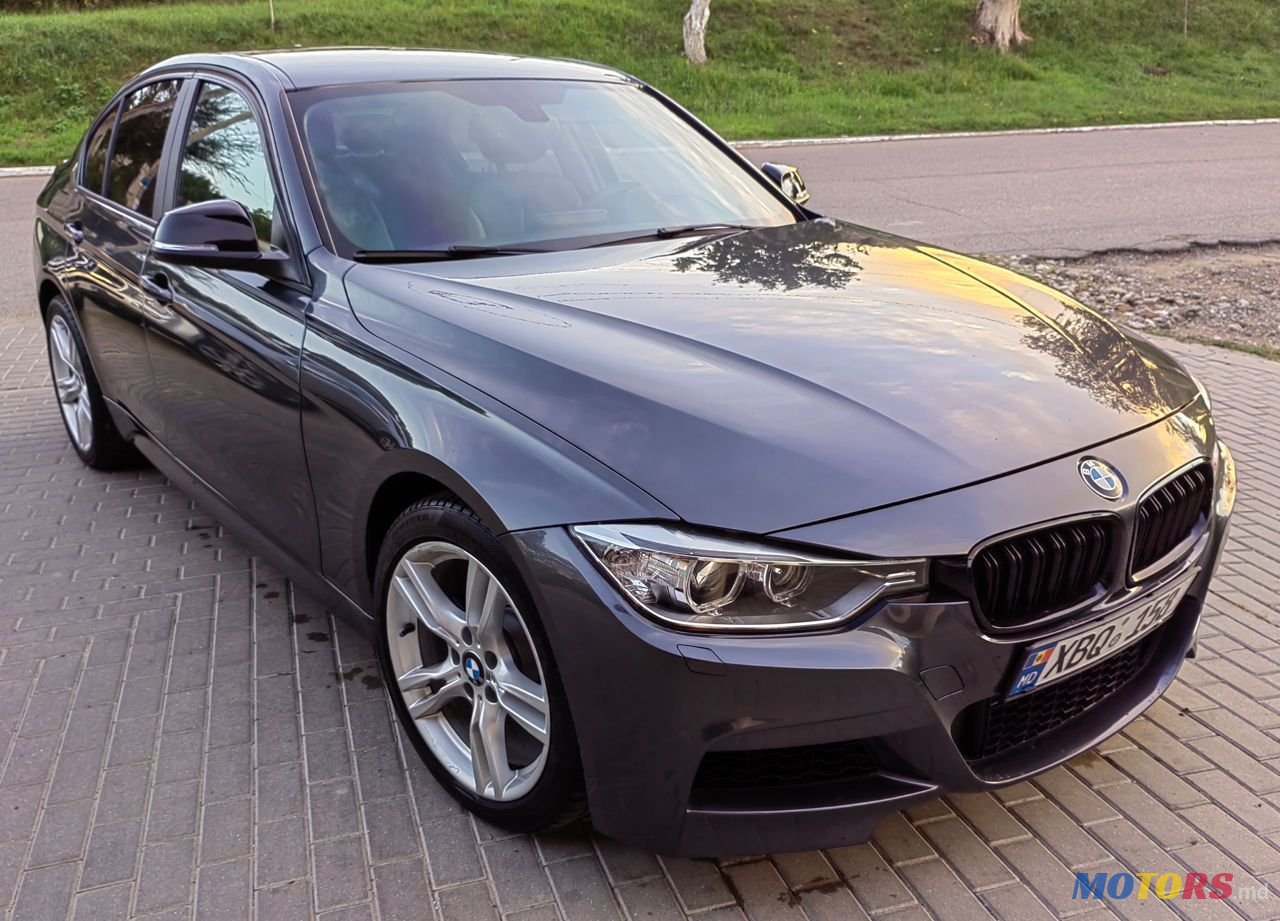 2013' BMW 3 Series photo #5