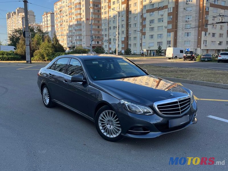 2014' Mercedes-Benz E-Class photo #3