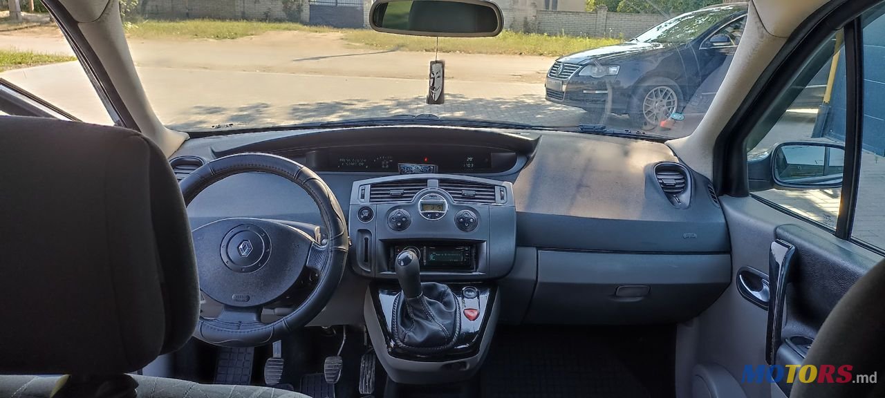 2004' Renault Scenic photo #5