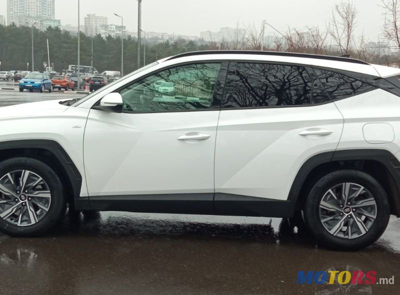 2021' Hyundai Tucson photo #2