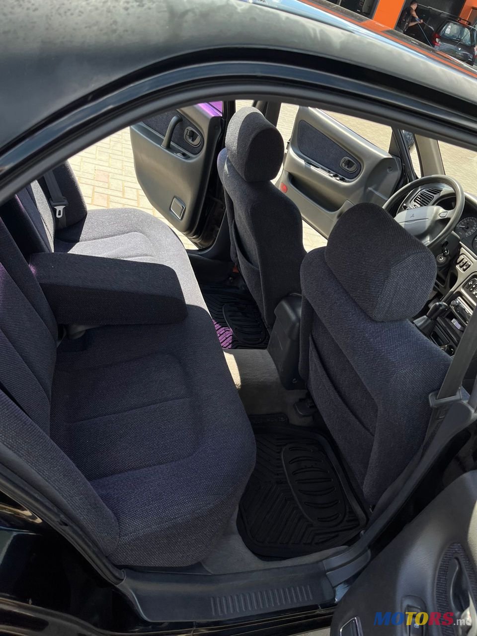 1994' Mitsubishi Galant photo #4