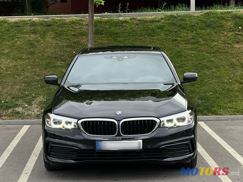 2019' BMW 5 Series photo #3