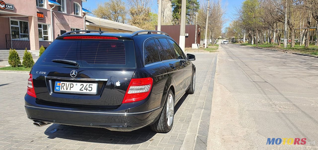 2010' Mercedes-Benz C Класс photo #4