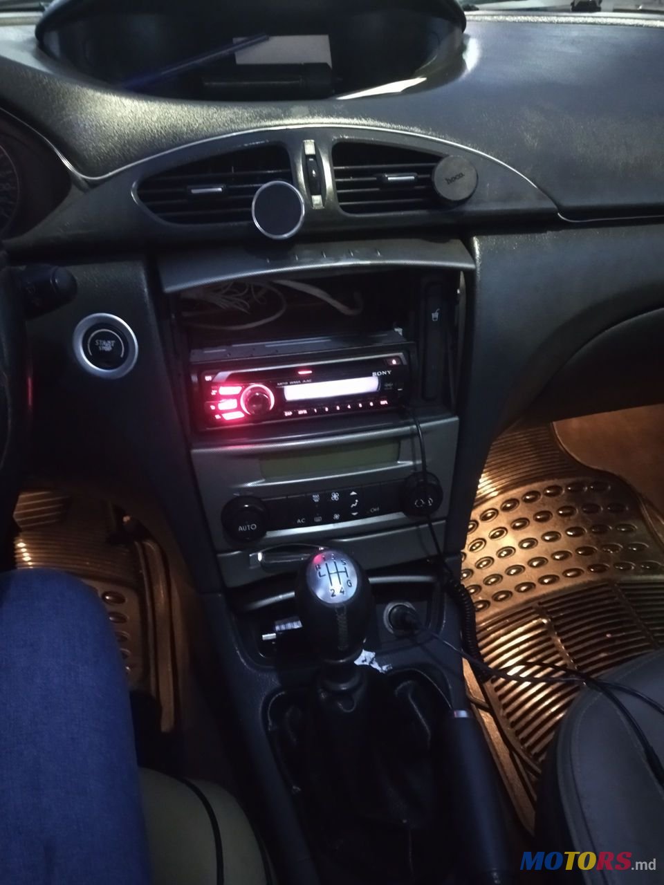 2003' Renault Laguna photo #3