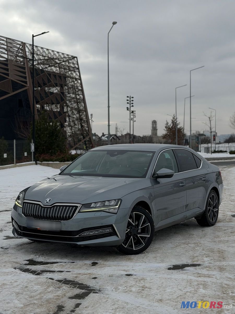 2020' Skoda Superb photo #1