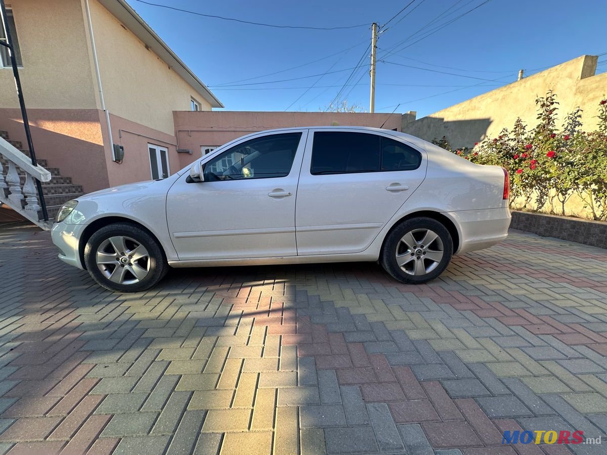 2009' Skoda Octavia photo #3