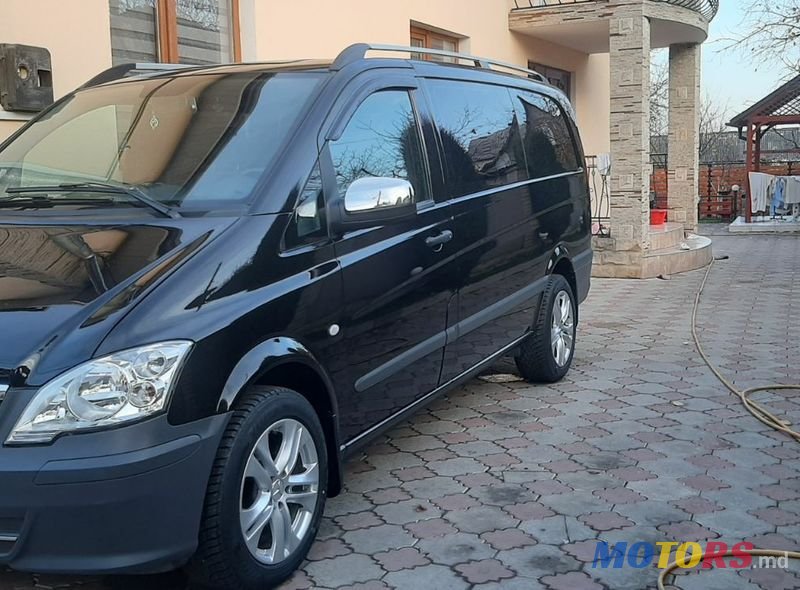 2012' Mercedes-Benz Vito photo #2