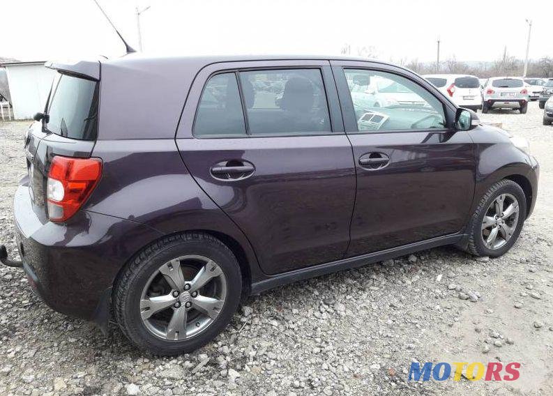 2010' Toyota Urban Cruiser photo #2