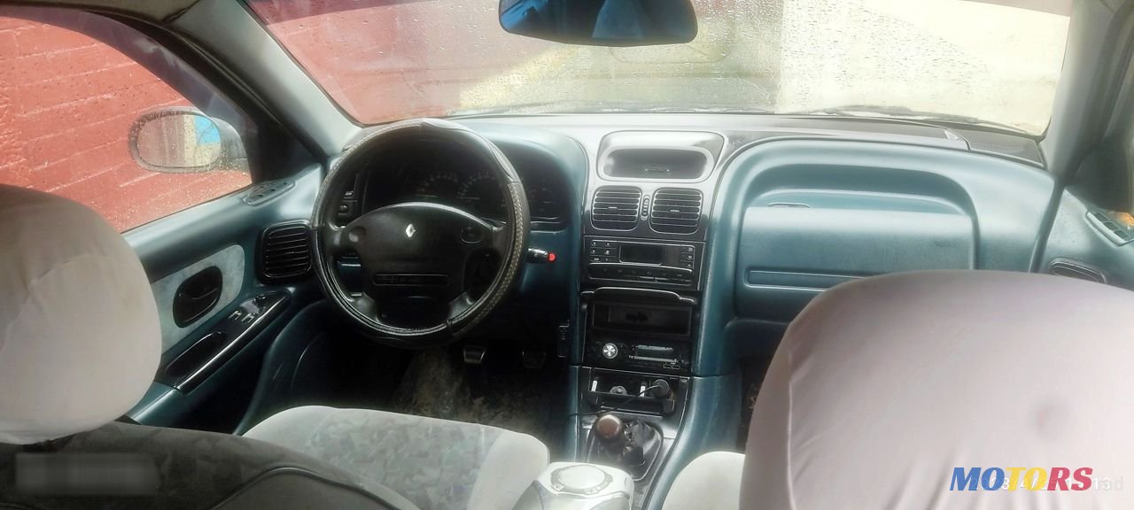 1997' Renault Laguna photo #4