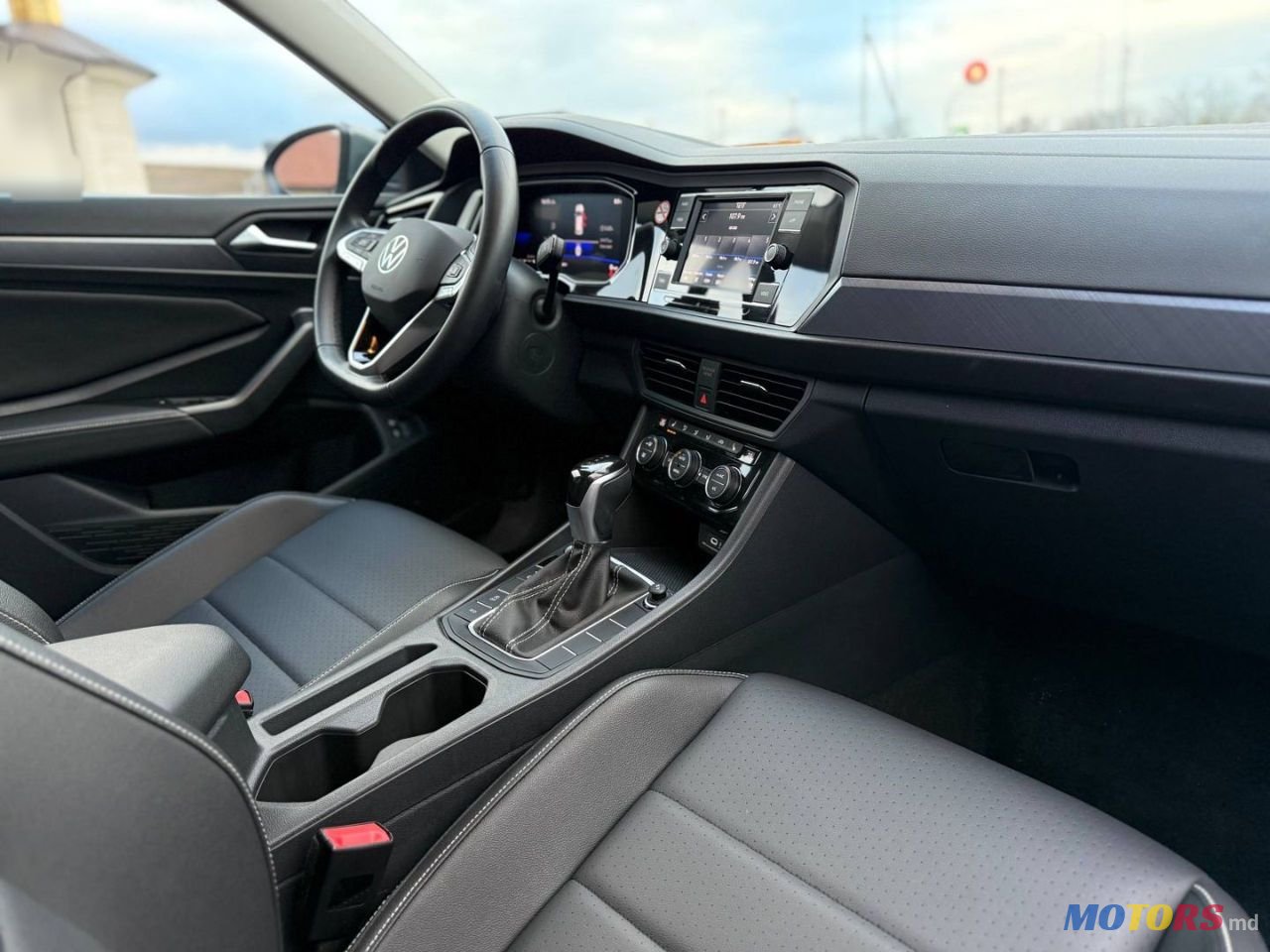2024' Volkswagen Jetta photo #5