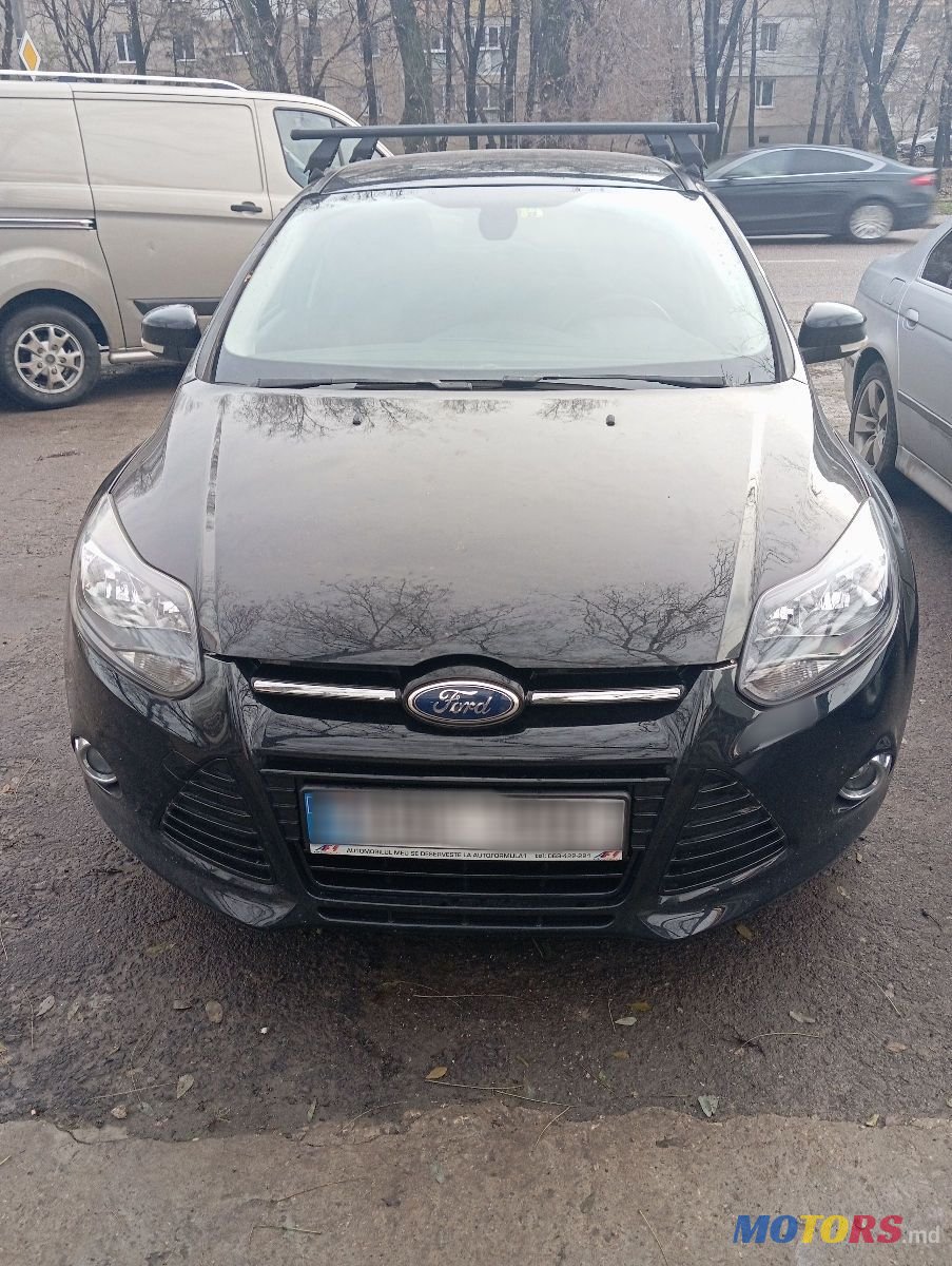 2012' Ford Focus photo #4