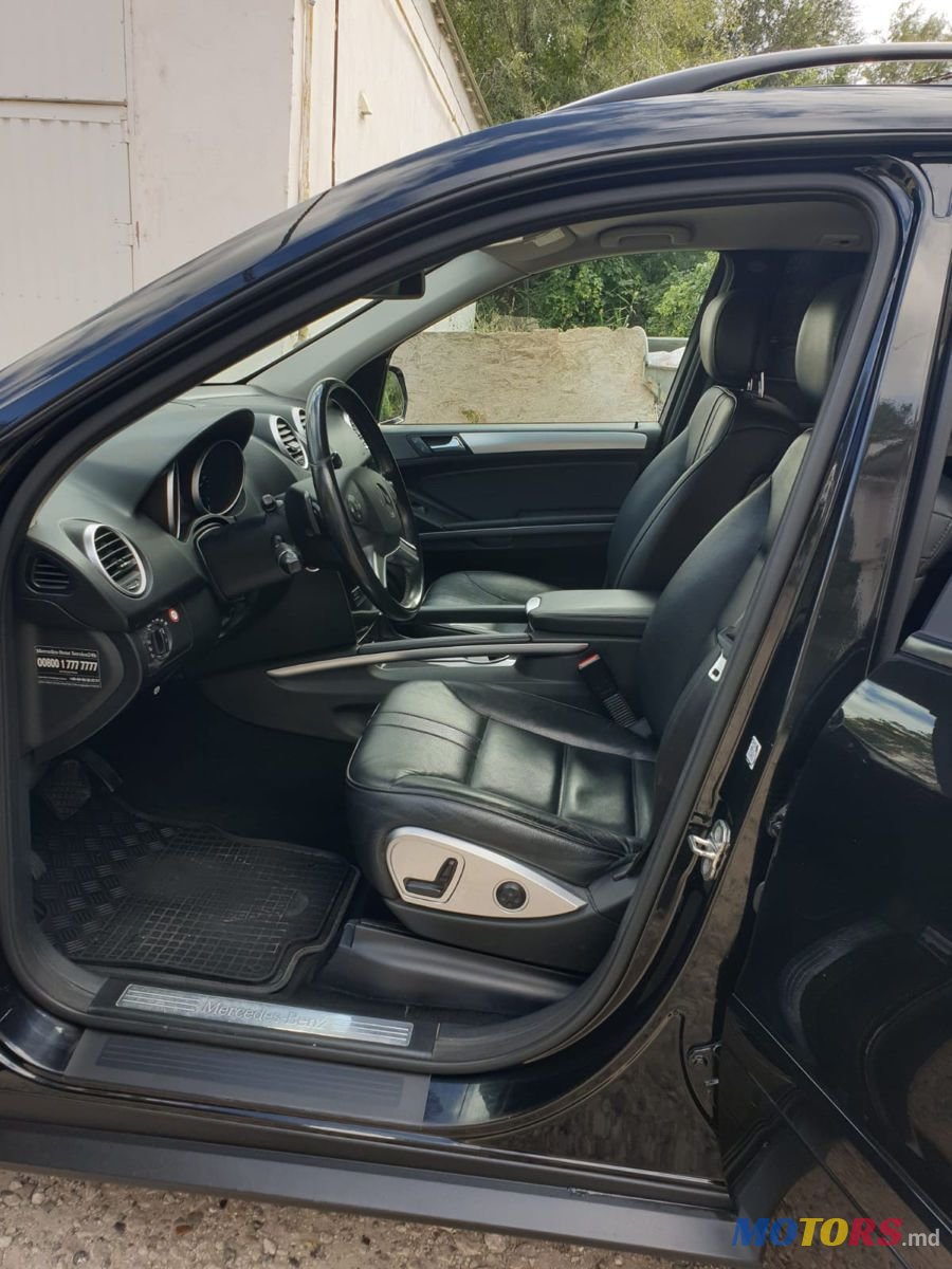 2009' Mercedes-Benz M Класс photo #2