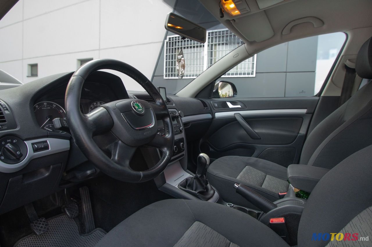 2011' Skoda Octavia photo #5