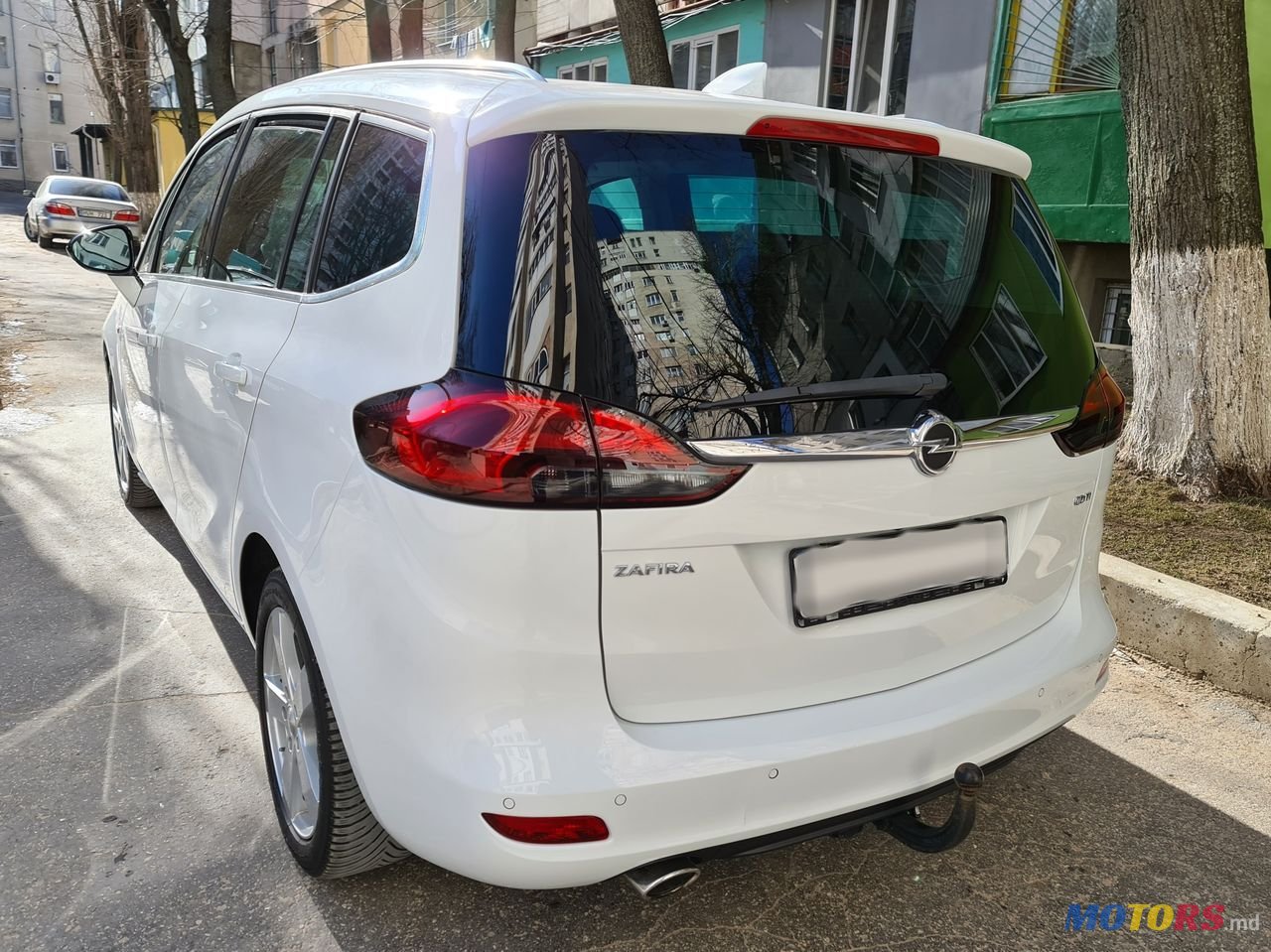 2017' Opel Zafira photo #3