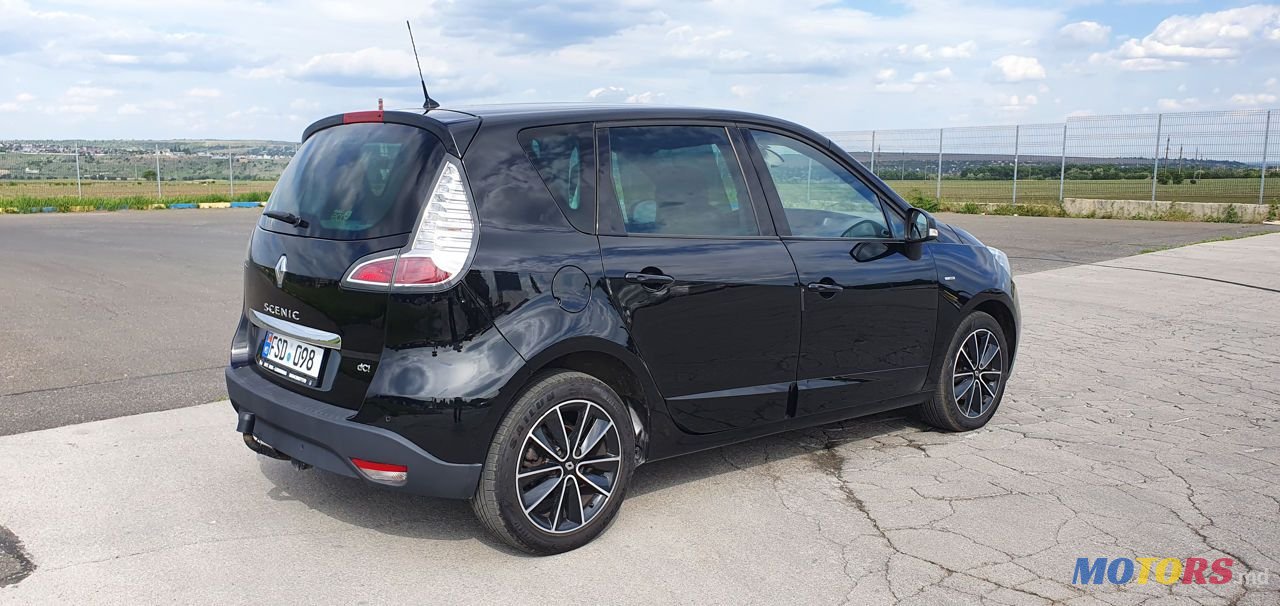 2012' Renault Scenic photo #3