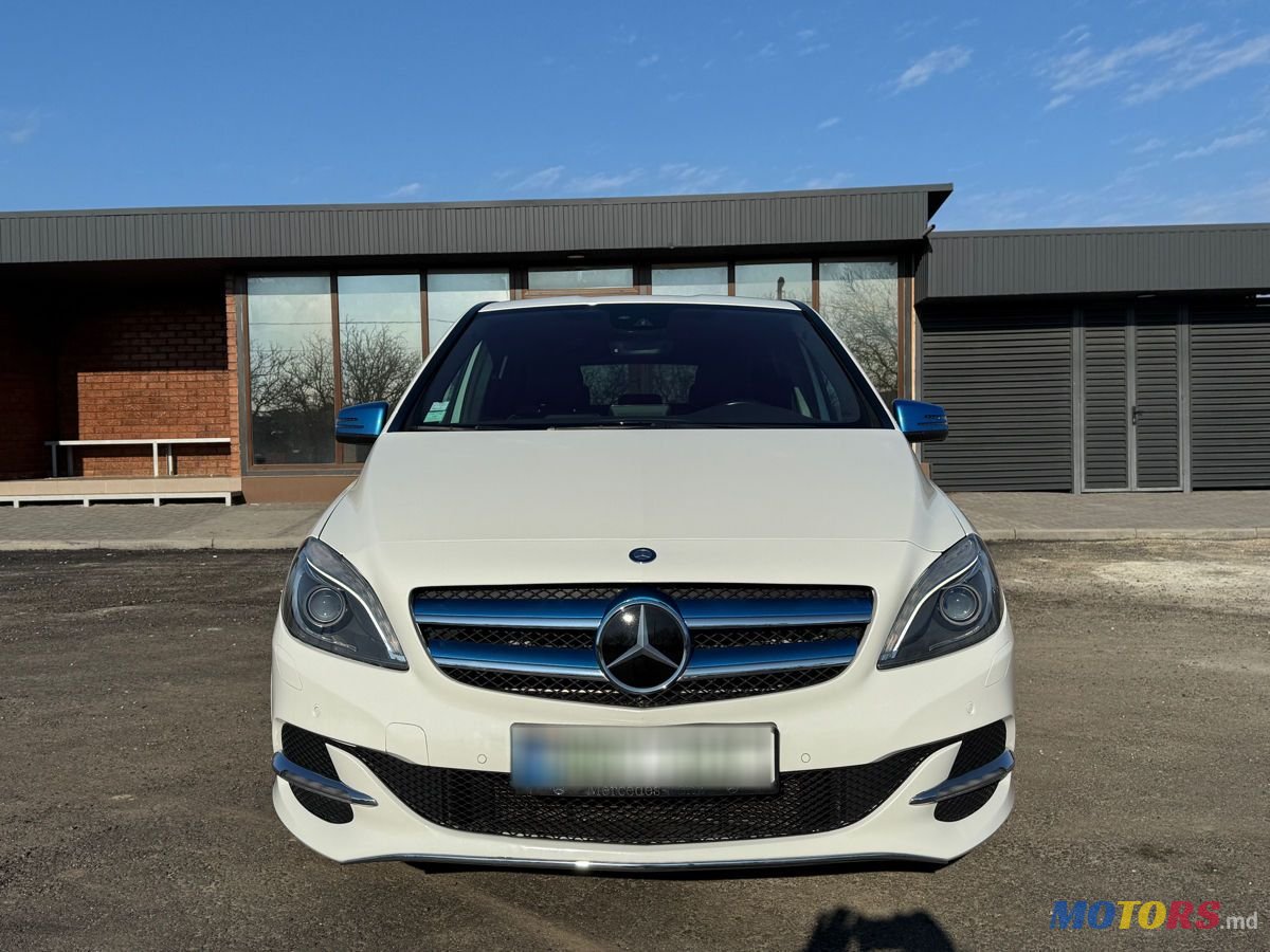 2015' Mercedes-Benz B-Class photo #1