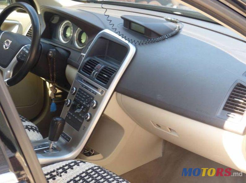2010' Volvo XC60 photo #2