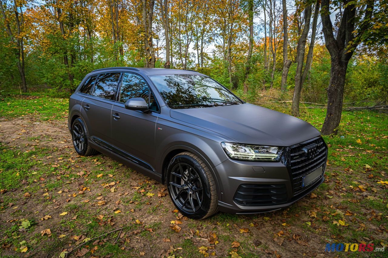 2018' Audi Q7 photo #2