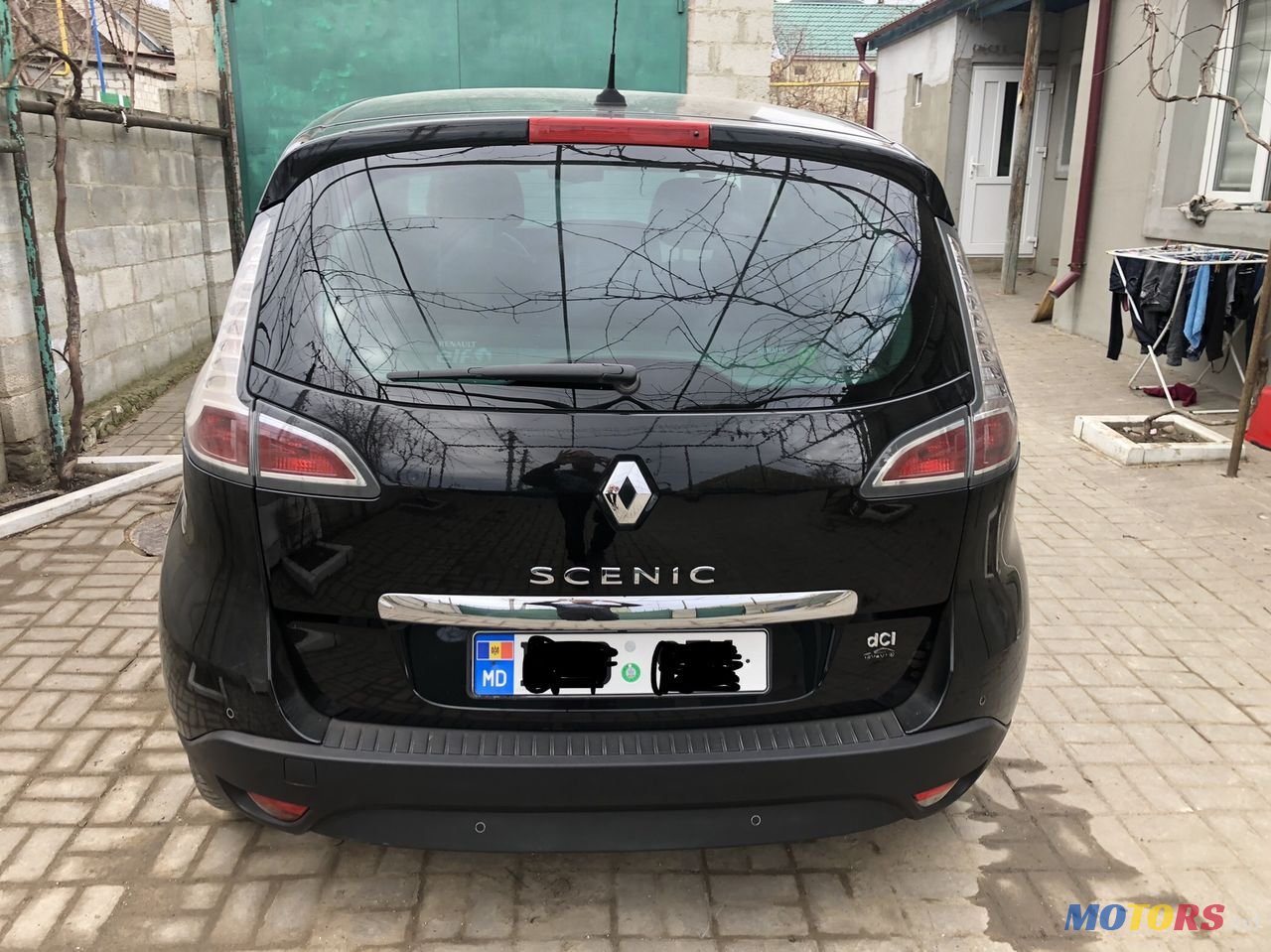 2012' Renault Scenic photo #3