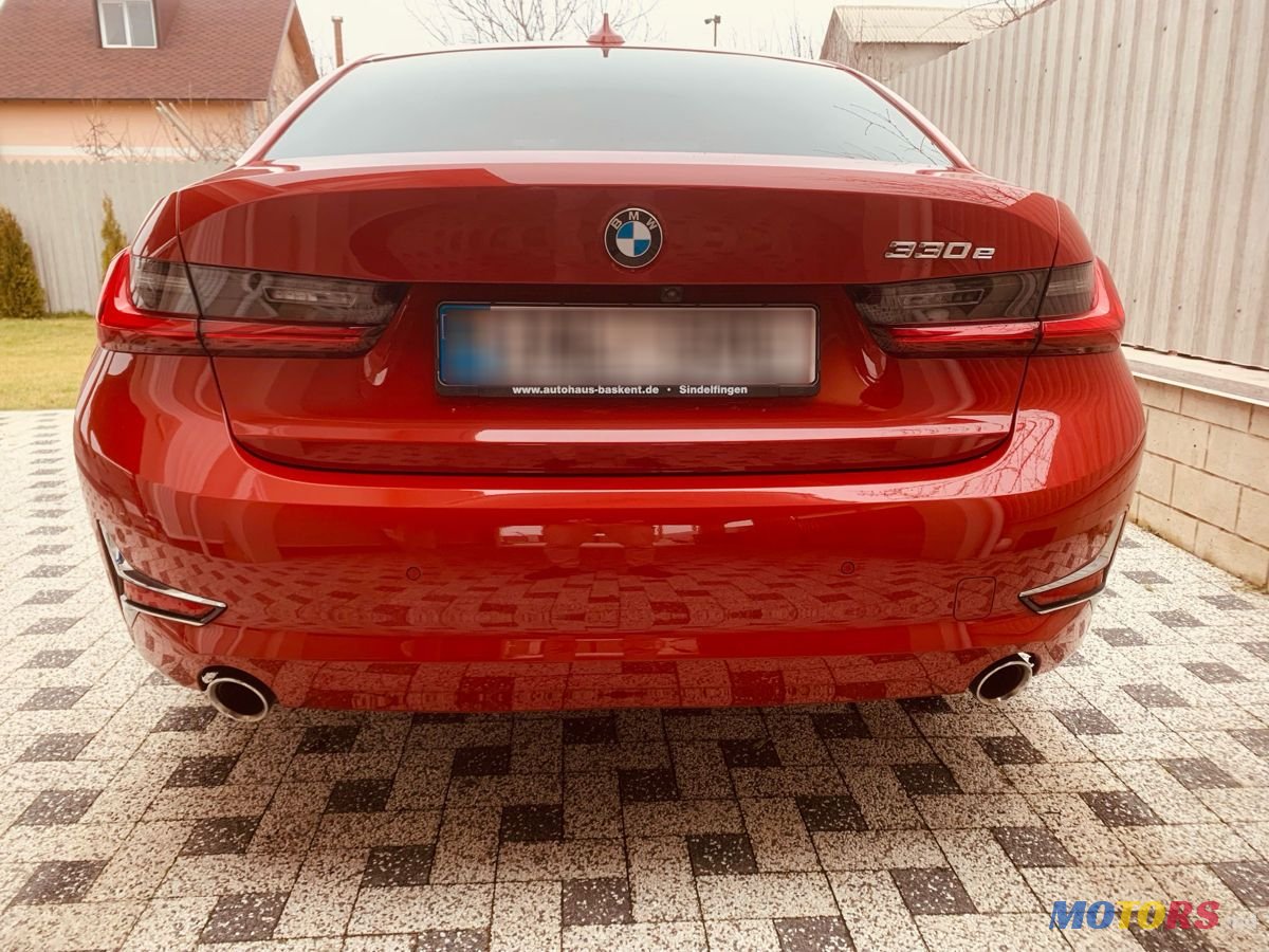 2020' BMW 3 Series photo #2