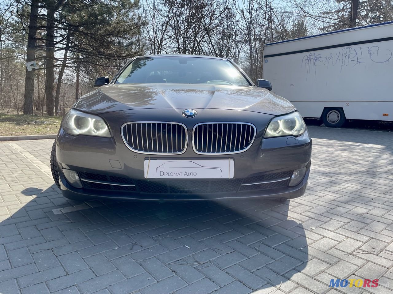 2012' BMW 5 Series photo #1