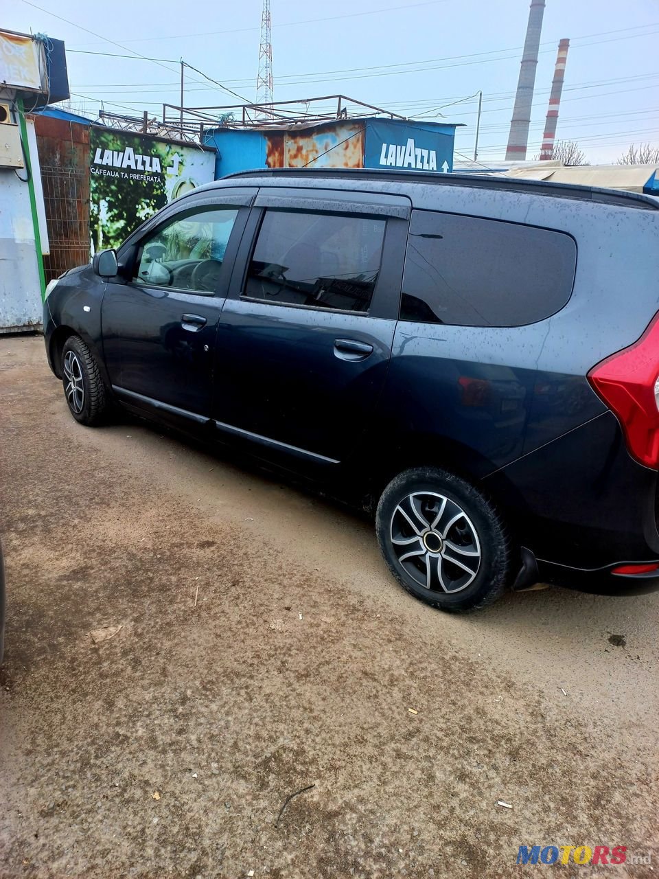 2013' Dacia Lodgy photo #4