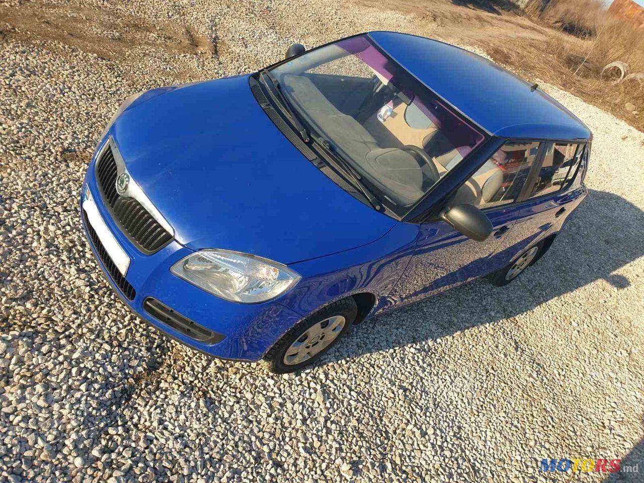 2009' Skoda Fabia photo #2