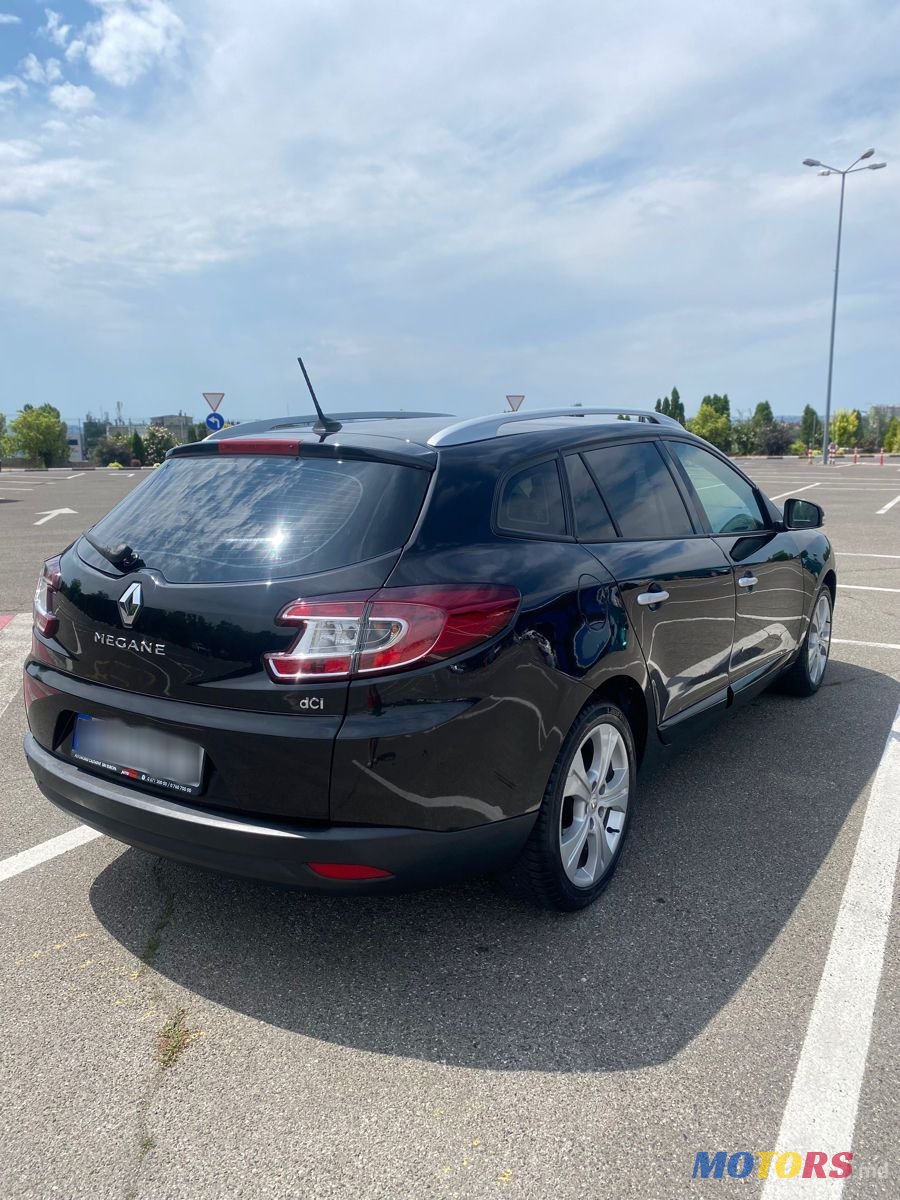 2010' Renault Megane photo #3