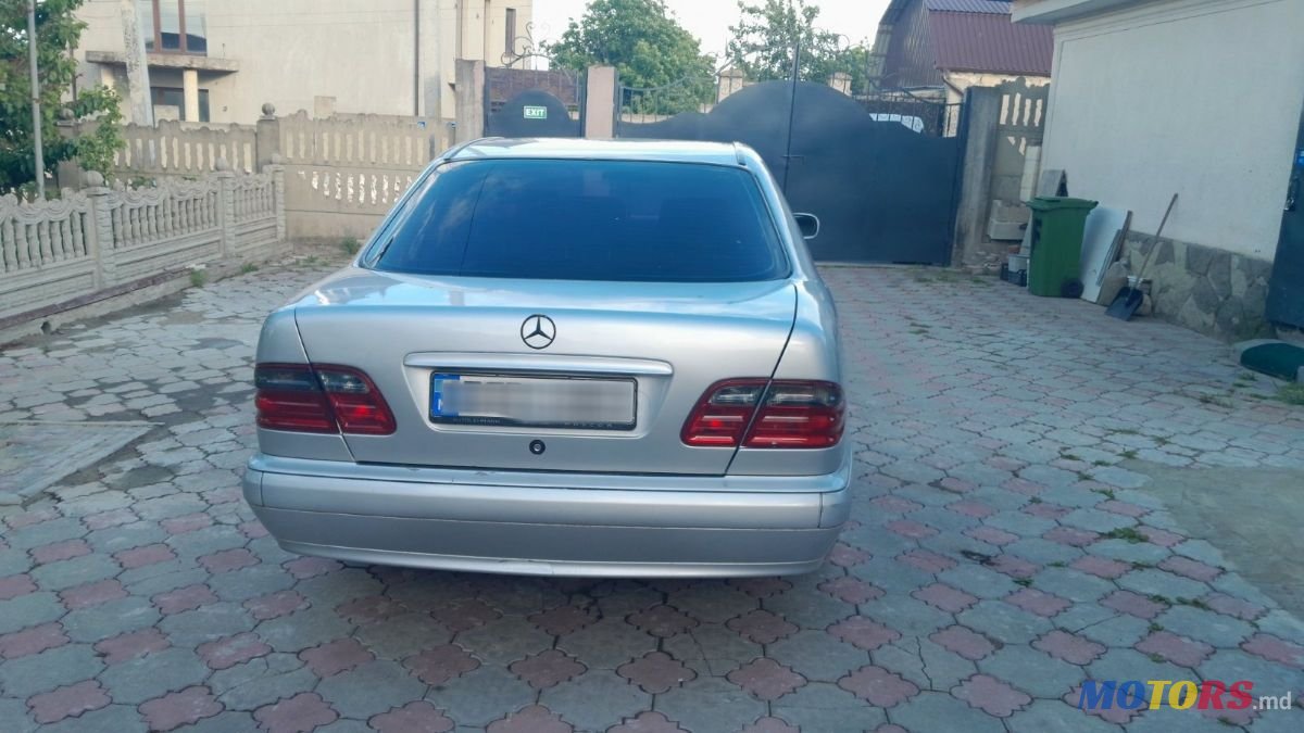 2000' Mercedes-Benz E-Class photo #3