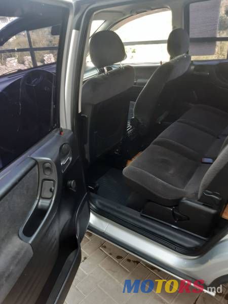 2001' Opel Zafira photo #5