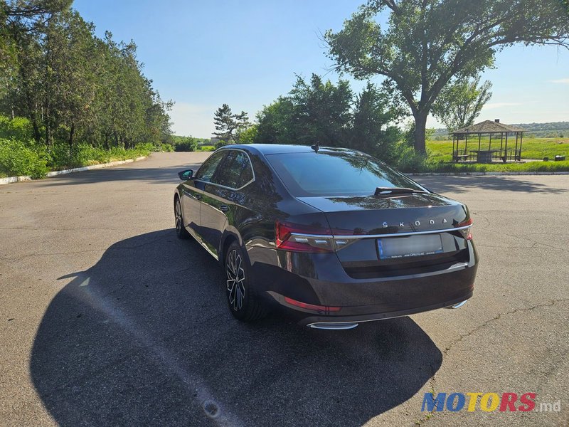 2020' Skoda Superb photo #2