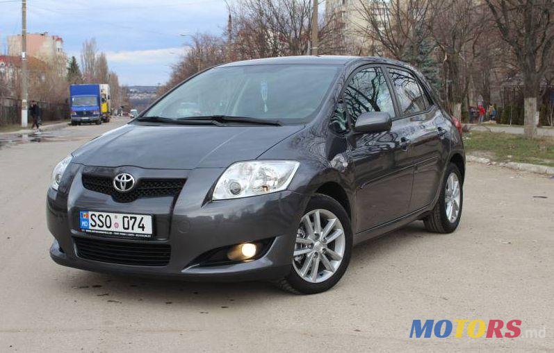 2009' Toyota Auris photo #1